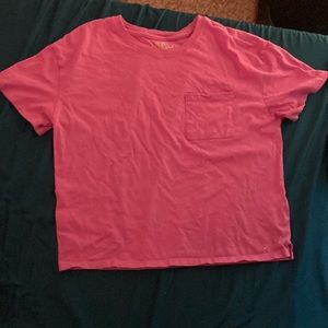 basic light purple t-shirt with pocket
